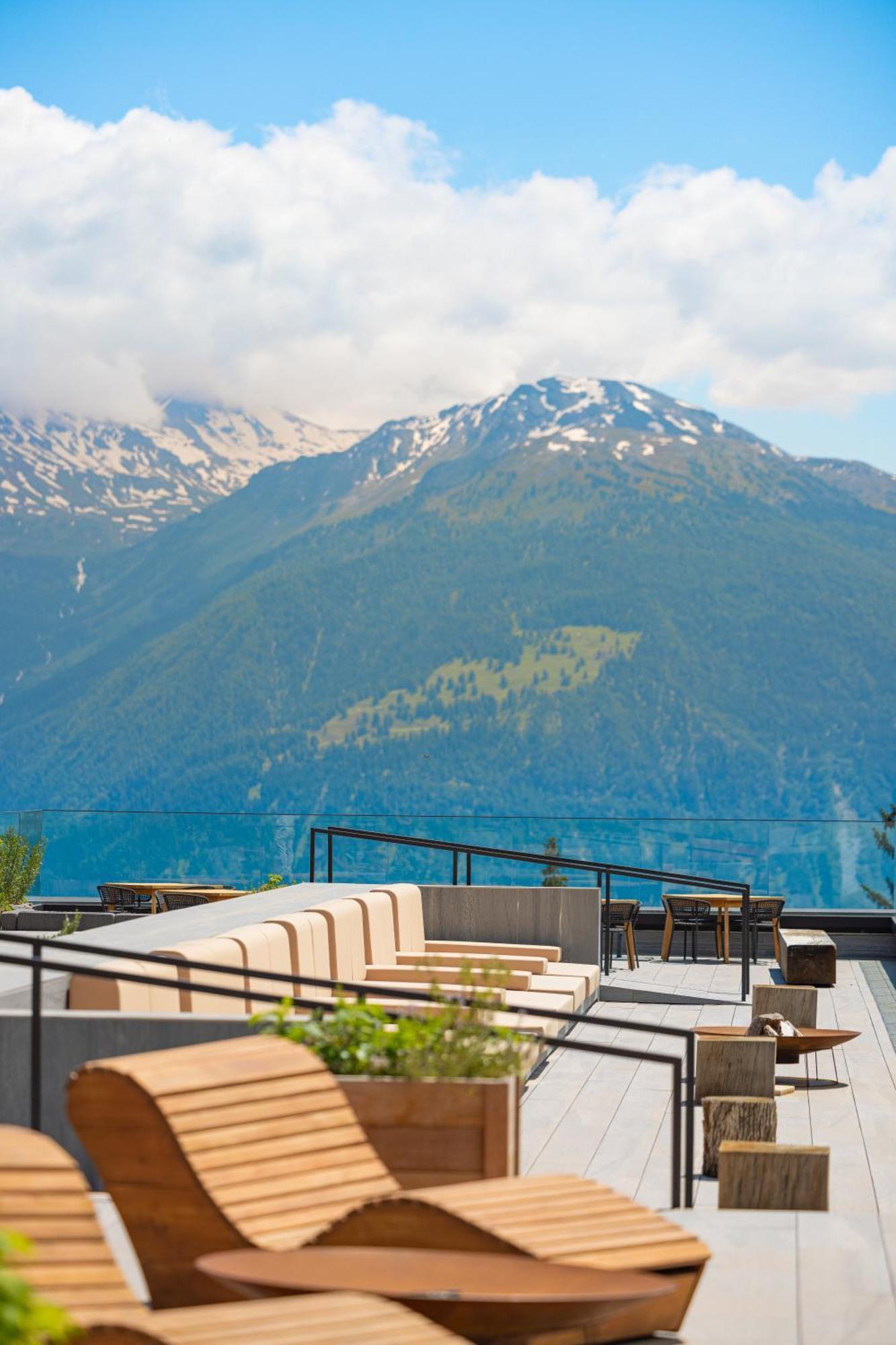 Hotel Six Senses Crans-Montana Exteriér fotografie